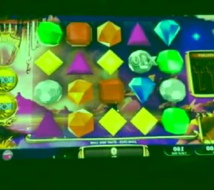 3 Cash Coins slot machine