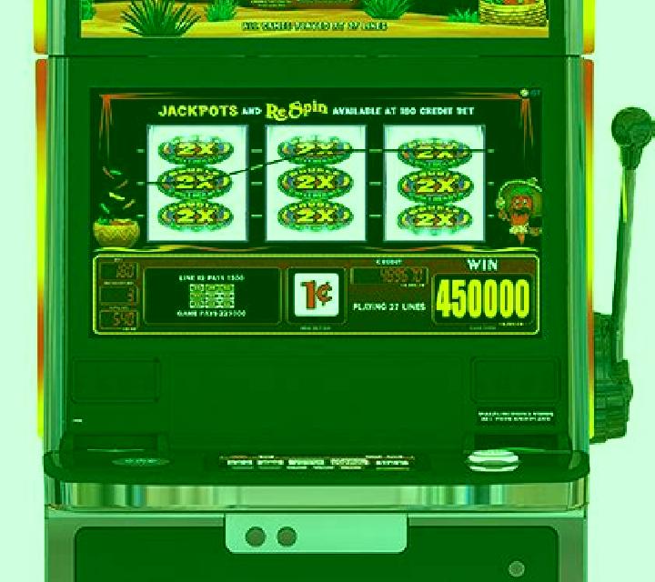 Golden Three Kingdom slot machine