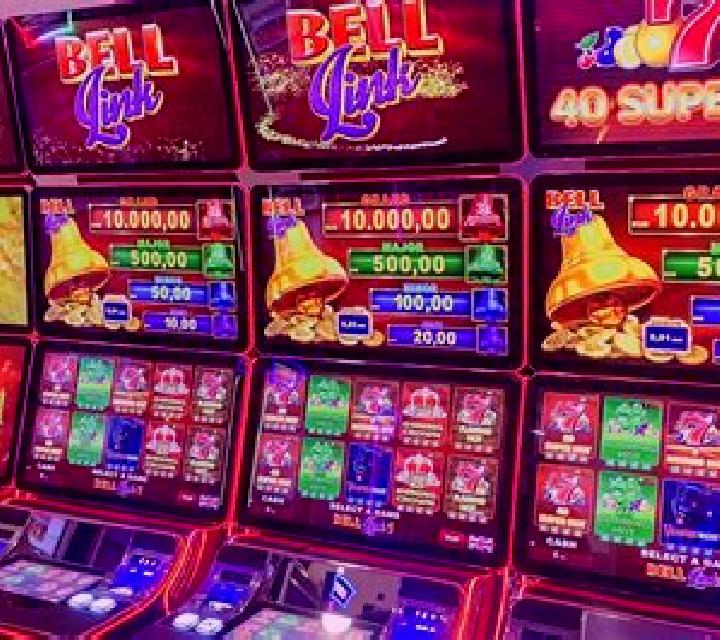 Jokers Lovers online slot