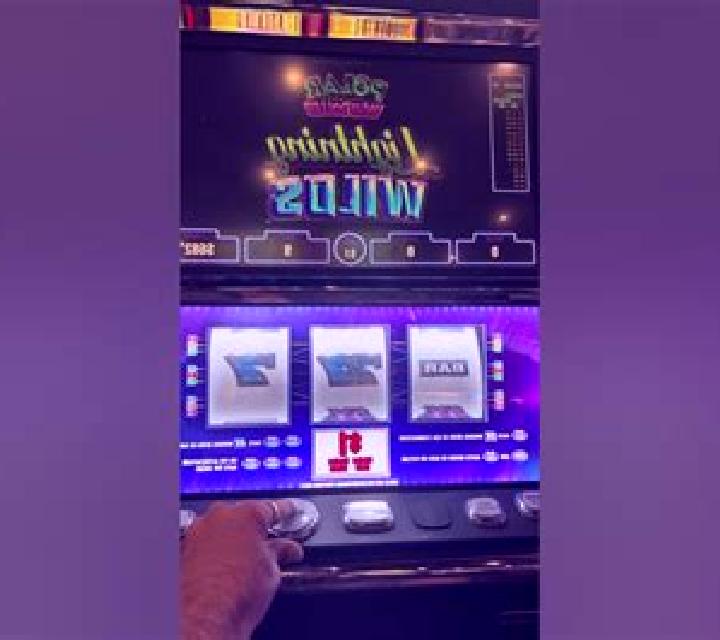 Monkeys Double Pot slot game