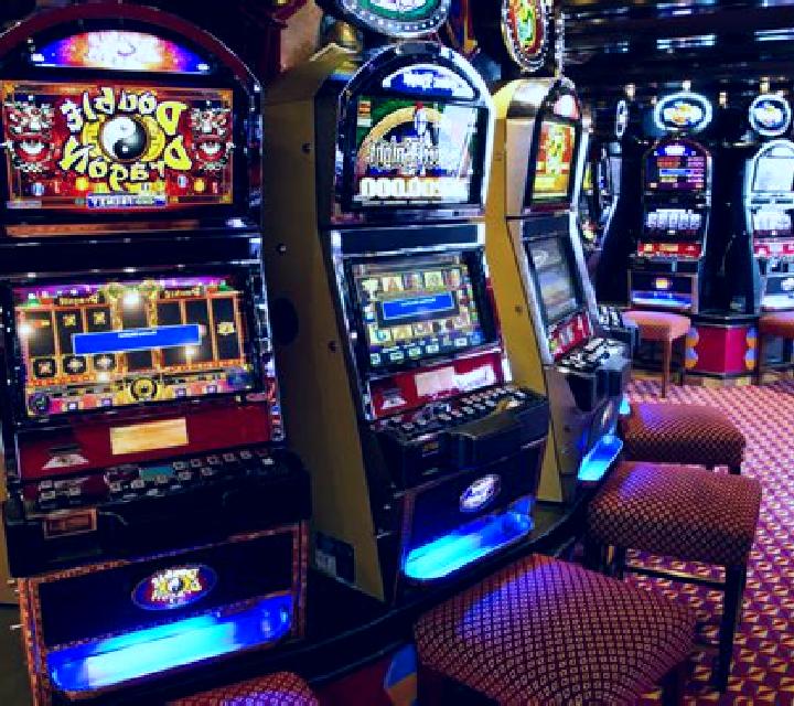 SpinTop slot